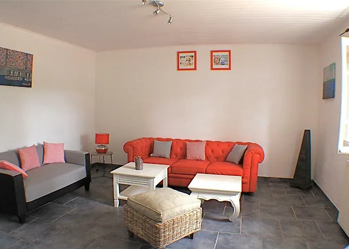 게스트하우스 D'hotes La Luciole Tourtrol